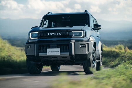 Toyota Land Cruiser FJ debiutuje na japońskim rynku