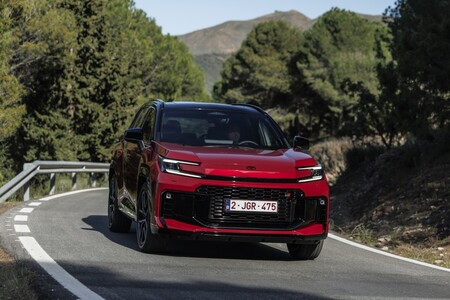 Nowa Toyota RAV4 to wyższy komfort, lepsze prowadzenie oraz większe możliwości terenowe