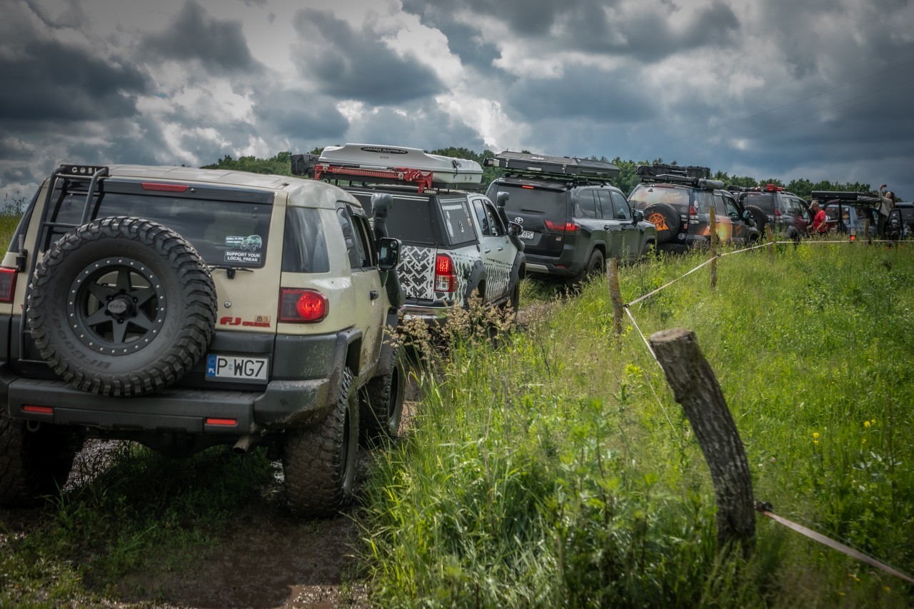 Ponad 150 załóg na Toyota Off-Road Festival. Miłośnicy terenowych Toyot spotkali się na Mazurach