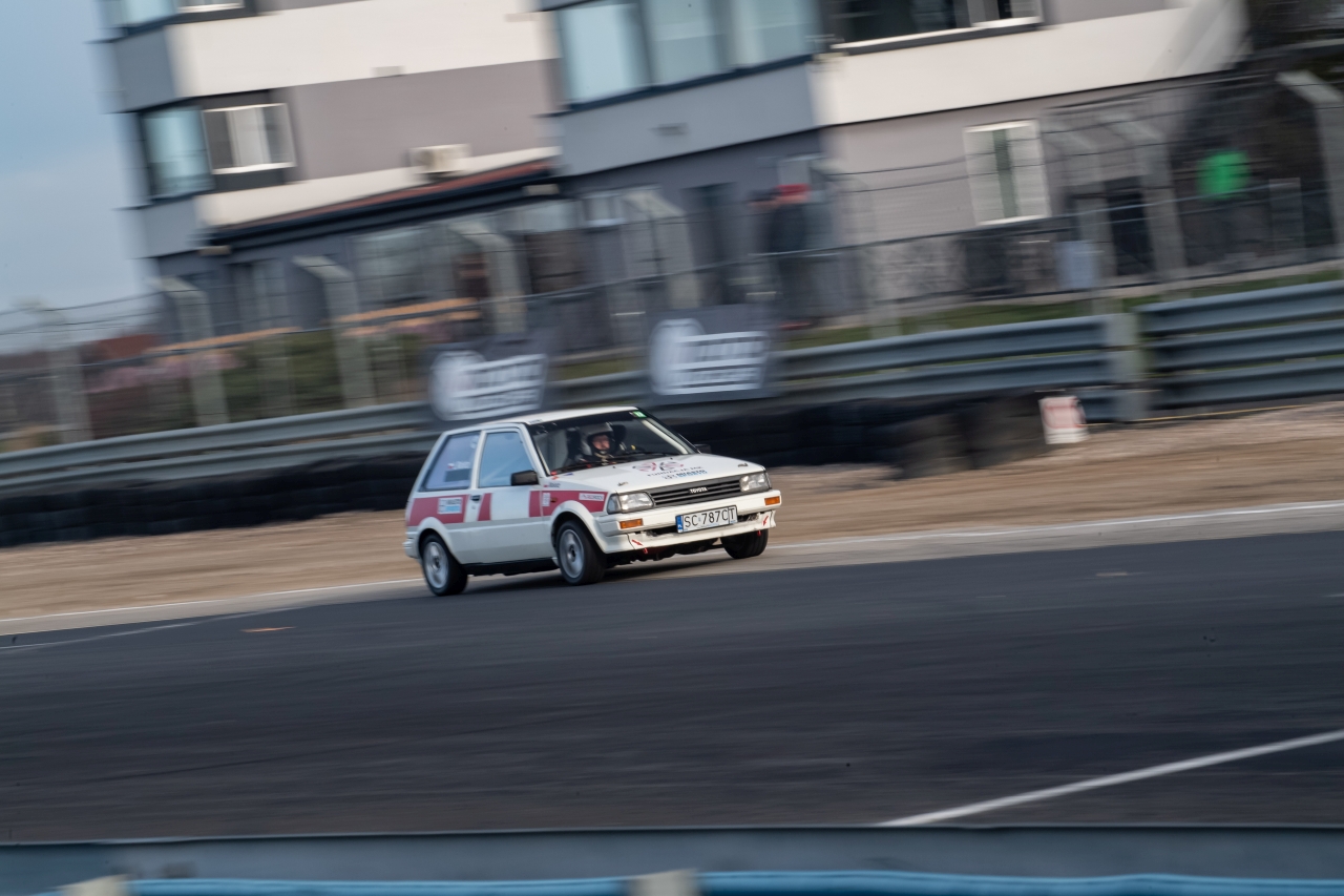 TOYOTA GR CUP 2026: Startuje GR CUP DIGITAL. Przed nami Race Cup na Torze Kielce i Classicauto Cup w Słomczynie