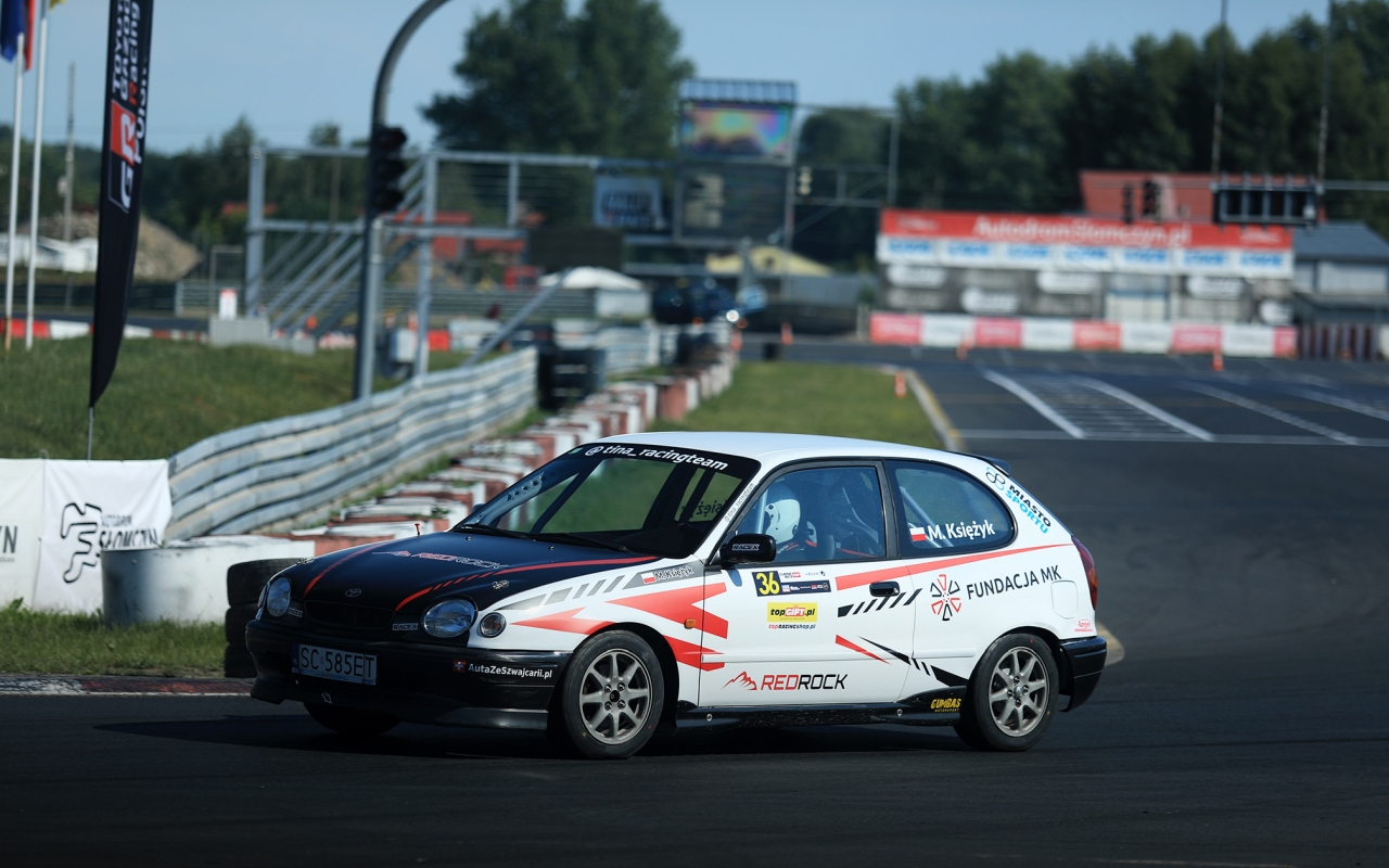 Awanse na Torze Kielce i Autodromie Słomczyn. Trwa walka o miejsce w Wielkim Finale TOYOTA GR CUP 2026