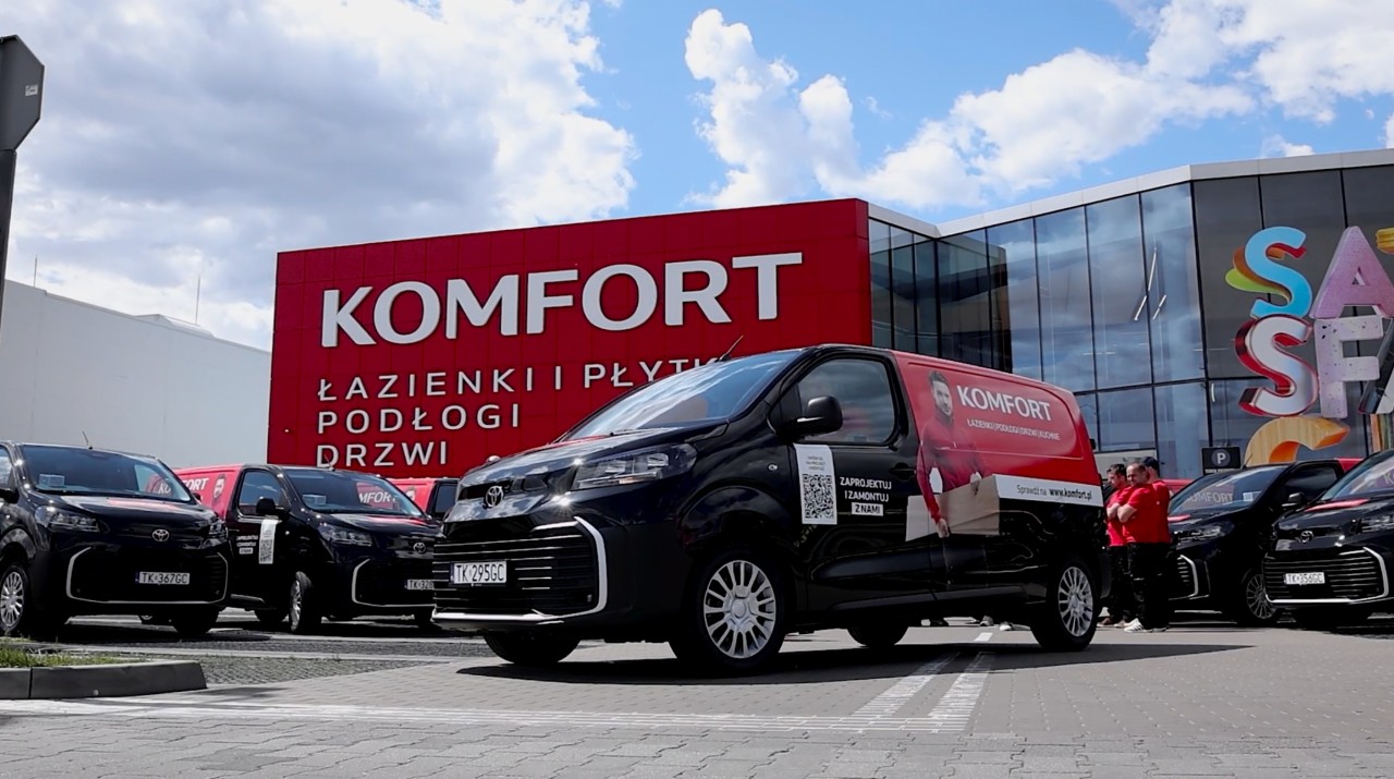 20 Toyot z rodziny PROACE we flocie Komfort S.A.