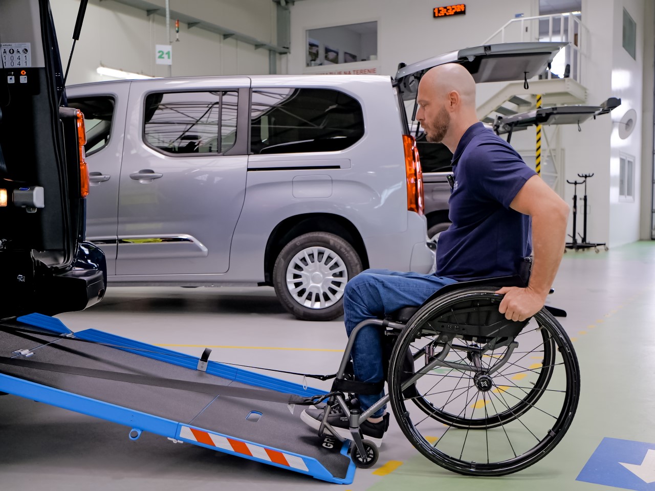 Toyota PROACE CITY Verso z zabudową Gruau dostępna od ręki. Z dofinansowaniem PFRON kosztuje już od 39 513 zł