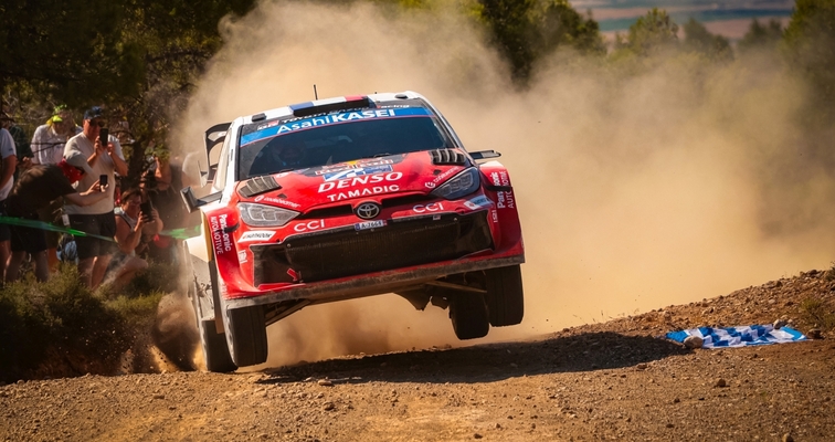 Rajd Akropolu WRC: Sébastien Ogier wygrywa, podwójne podium TOYOTA GAZOO Racing WRT