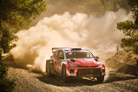 Rajd Akropolu WRC: Sébastien Ogier wygrywa, podwójne podium TOYOTA GAZOO Racing WRT