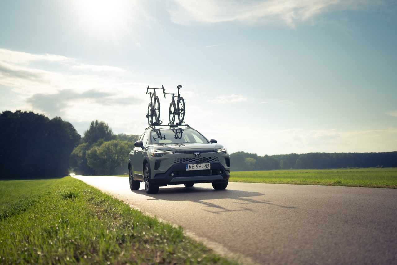 Hybrydowe i elektryczne Toyoty w limitowanej wersji specjalnej Tour de Pologne