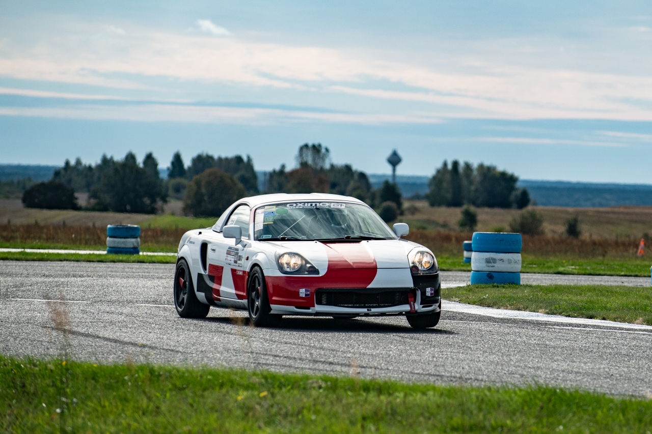 TOYOTA GR CUP 2026: Przed kierowcami track day na Moto Park Ułęż. Trwa również walka o finały w Forza Motorsport i Forza Horizon 6