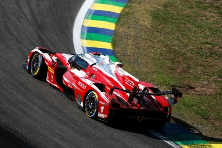 TOYOTA RACING utrzymała prowadzenie w WEC mimo trudnego wyścigu w São Paulo