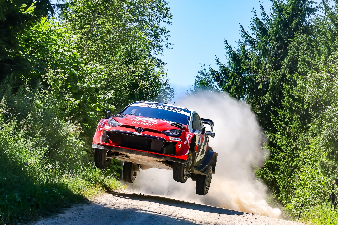 Sami Pajari odniósł pierwsze zwycięstwo w WRC. TOYOTA GAZOO Racing z dubletem w Rajdzie Estonii
