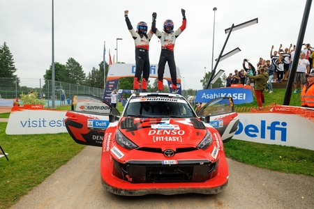 Sami Pajari odniósł pierwsze zwycięstwo w WRC. TOYOTA GAZOO Racing z dubletem w Rajdzie Estonii
