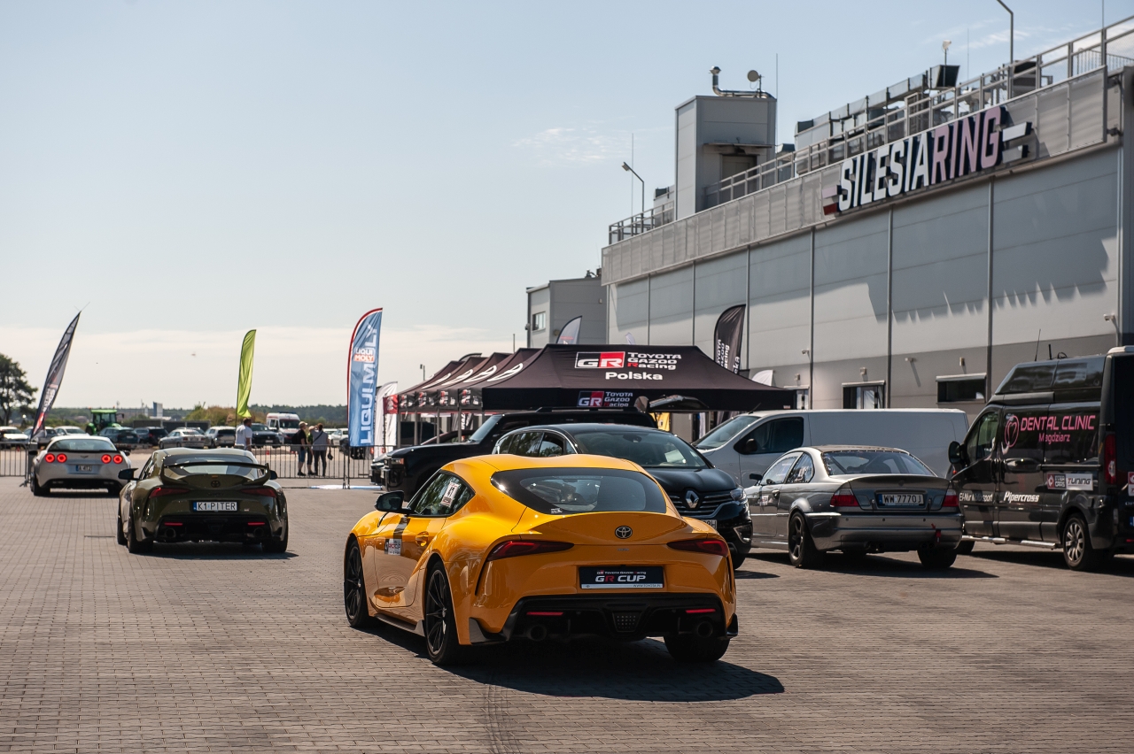 TOYOTA GR CUP 2026 na Silesia Ring. Sportowa rywalizacja na jednym z najnowocześniejszych torów w Polsce