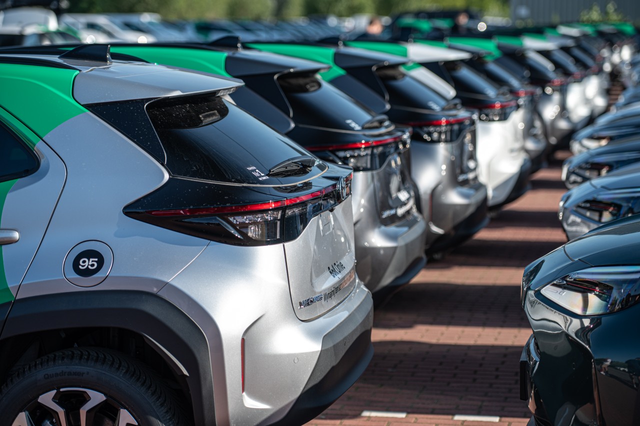 Ponad 500 hybrydowych Toyot we flocie Bolt Drive. Yaris i Yaris Cross w usłudze carsharingu w Warszawie