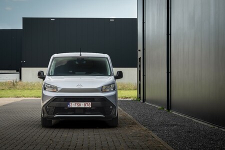Dostawcze i osobowe Toyoty z rodziny PROACE w promocyjnym leasingu z niską sumą opłat