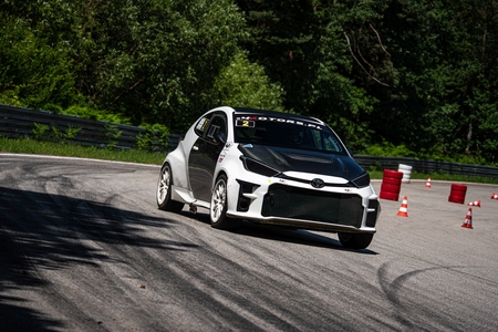 TOYOTA GR CUP 2026: Tor Kielce, Autodrom Biłgoraj i druga część sezonu GR CUP DIGITAL