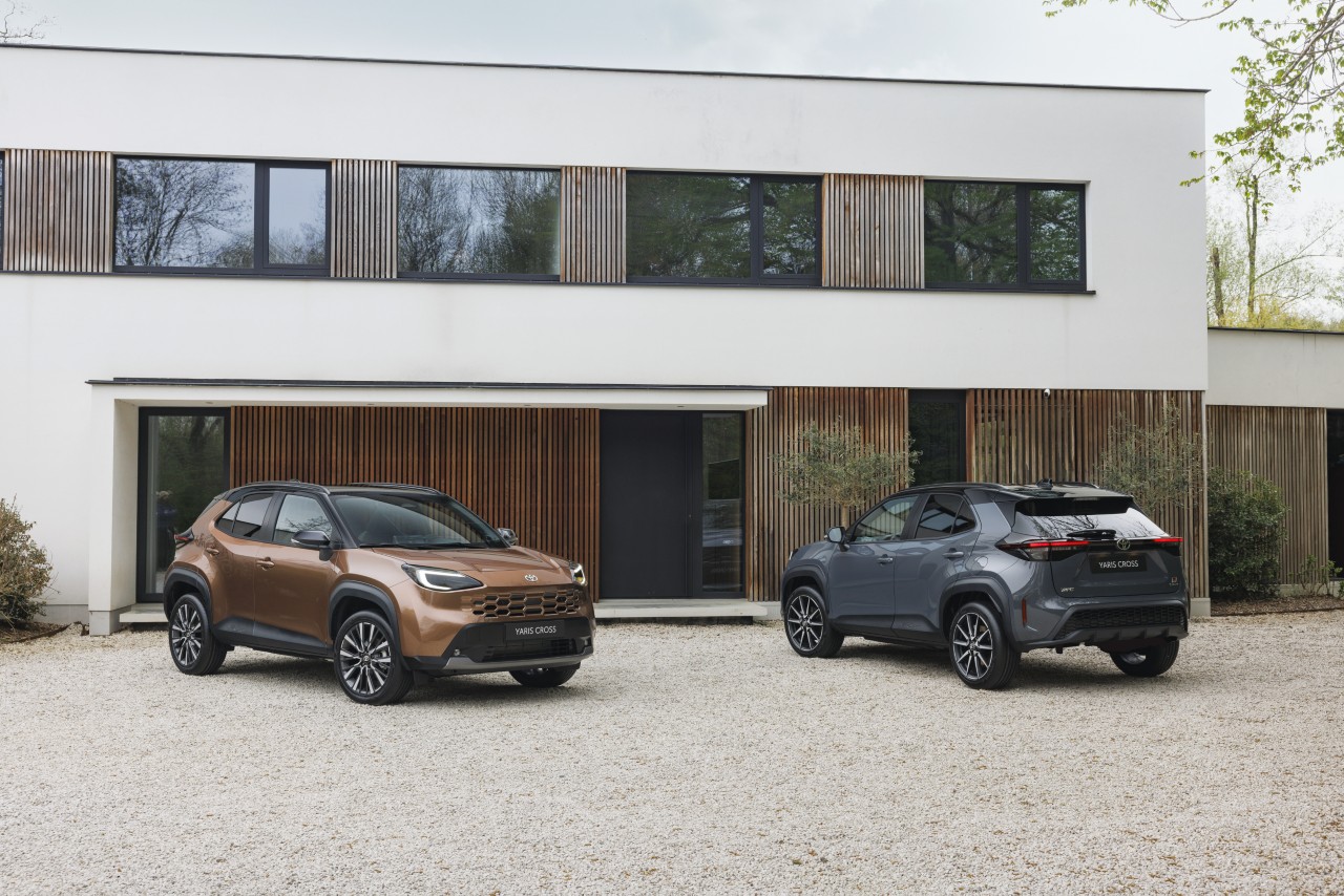 Nowa Toyota Yaris Cross z rabatem. Udoskonalony miejski crossover od 105 300 zł