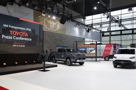 Toyota zwiększy swój udział w rynku LCV dzięki wysokiej jakości, wyznaczającej standardy obsłudze klienta i szerokiej ofercie