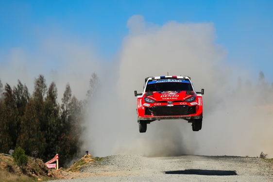 Toyota mistrzem świata producentów WRC 2026. Szósty tytuł z rzędu i dublet w Rajdzie Chile