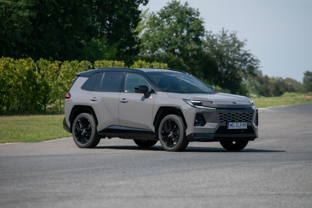 Nowa Toyota RAV4 najlepsza w Wielkim Teście Auto Świata 2026