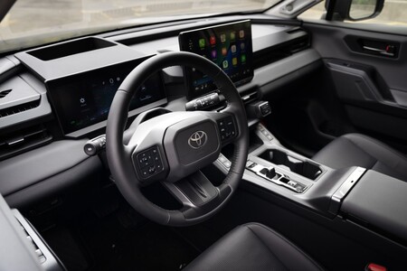 Nowa Toyota RAV4 najlepsza w Wielkim Teście Auto Świata 2026