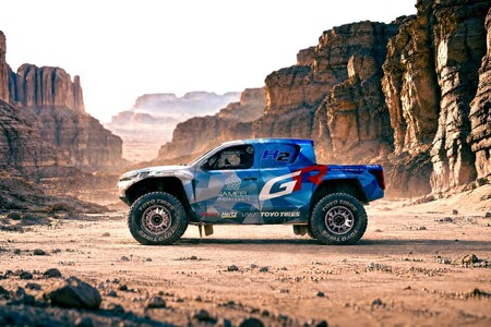 GAZOO Racing przedstawia oficjalnych partnerów projektu wodorowego Hiluxa w Rajdzie Dakar 2027
