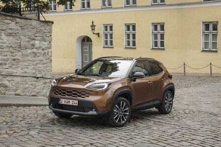 Blisko 150 różnych konfiguracji nowej Toyoty Yaris Cross. Tak można spersonalizować miejskiego crossovera