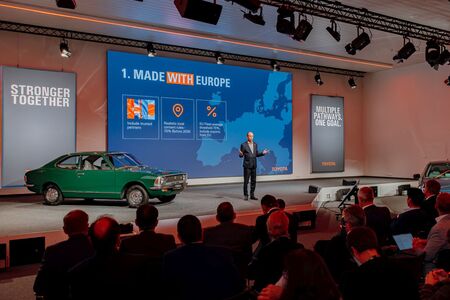 Toyota apeluje o partnerstwo i pragmatyzm. „Made with Europe” dla zachowania konkurencyjności europejskiego przemysłu motoryzacyjnego