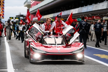 Toyota mistrzem świata WEC 2026! Dublet załóg w TR010 HYBRID w Barcelonie przypieczętował ósmy tytuł producentów