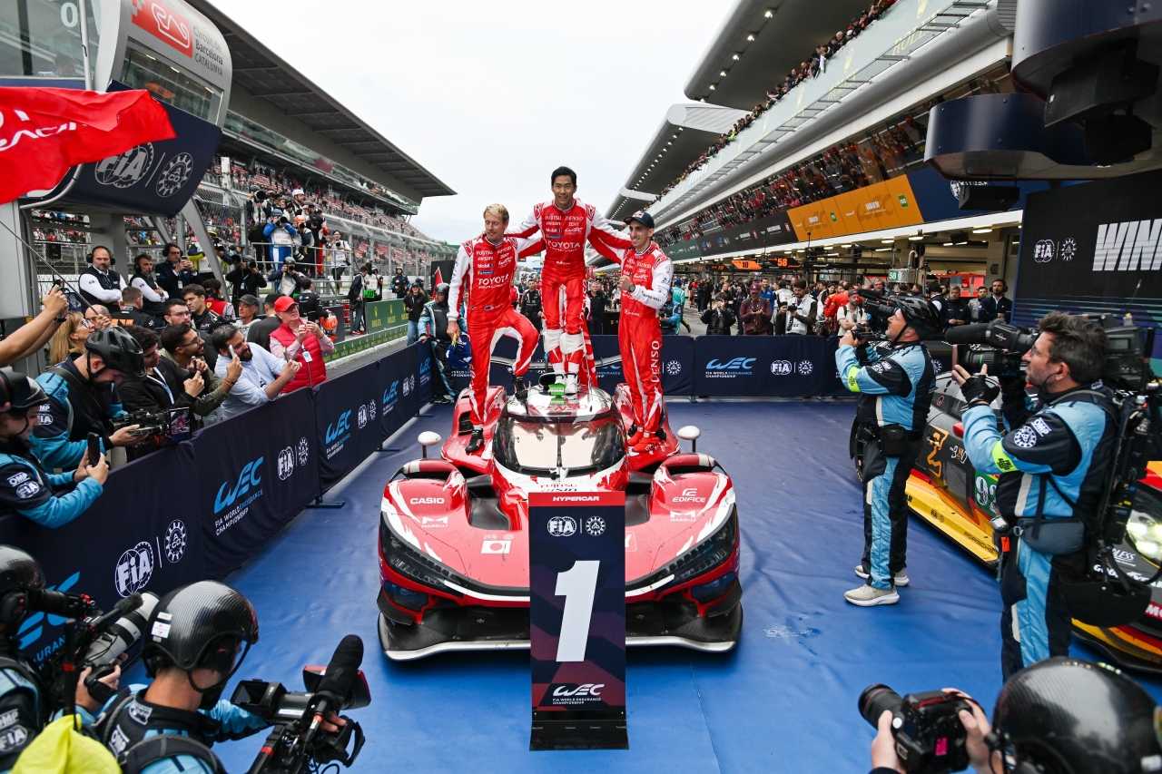 Toyota mistrzem świata WEC 2026! Dublet załóg w TR010 HYBRID w Barcelonie przypieczętował ósmy tytuł producentów