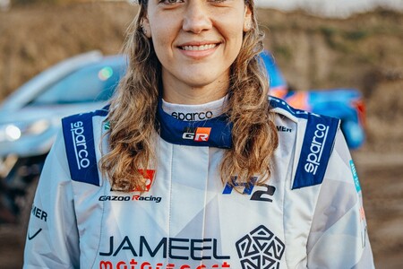 DKR GR FC Hilux rozpoczął testy przed Rajdem Dakar 2027. GAZOO Racing wybrało kierowcę wodorowego samochodu rajdowego