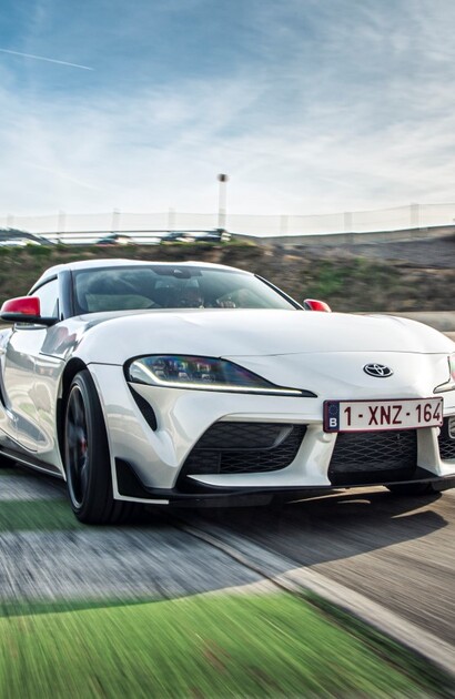 Toyota Supra ma już 40 lat. Pięć generacji sportowej ikony