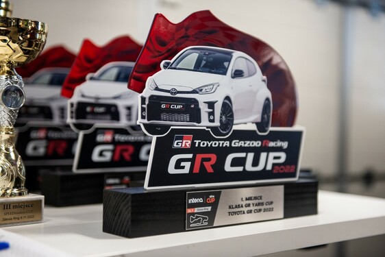 TOYOTA GR CUP 2022