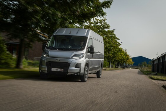 PROACE MAX Electric 2024