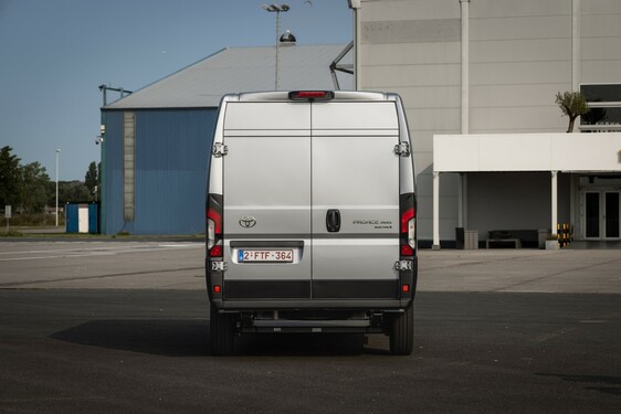 PROACE MAX Electric 2024