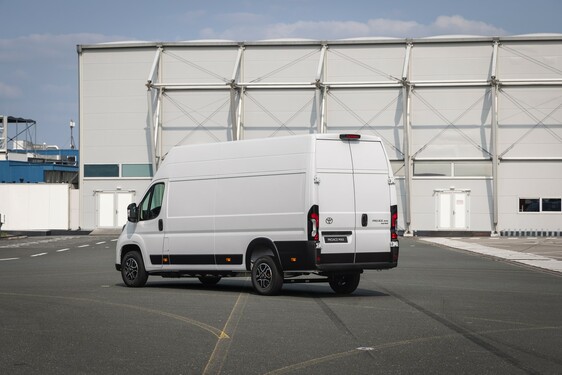 PROACE MAX Electric 2024