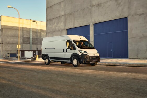 PROACE MAX Electric 2024