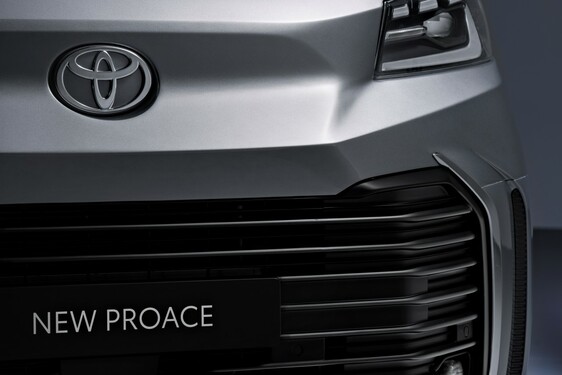 PROACE Electric 2023