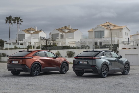 C-HR+ 2025