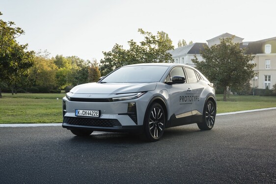 C-HR+ 2025