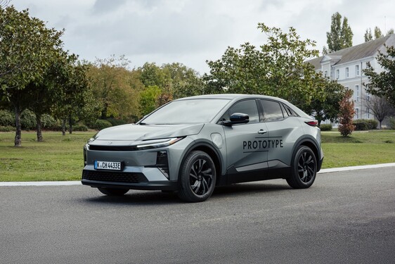 C-HR+ 2025