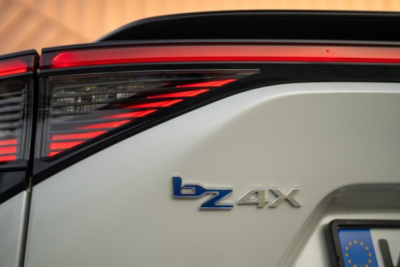 bZ4X 2025