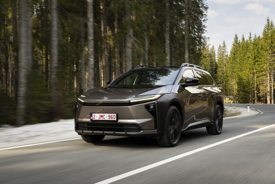 bZ4X Touring 2025
