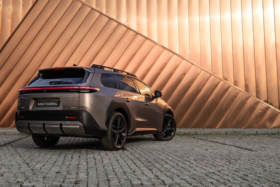 bZ4X Touring 2025