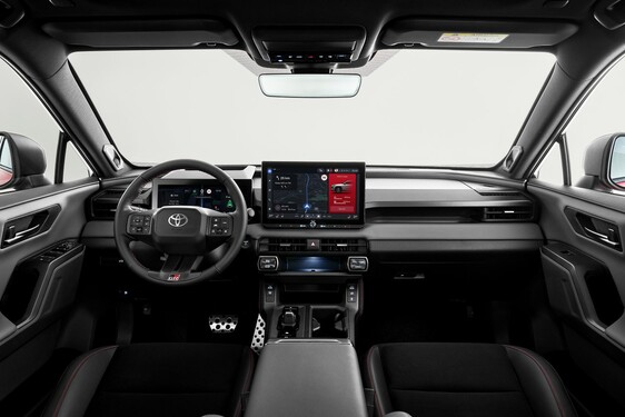 RAV4 PHEV GR SPORT 2026