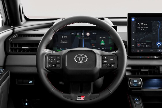 RAV4 PHEV GR SPORT 2026