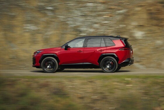 RAV4 PHEV GR SPORT 2026