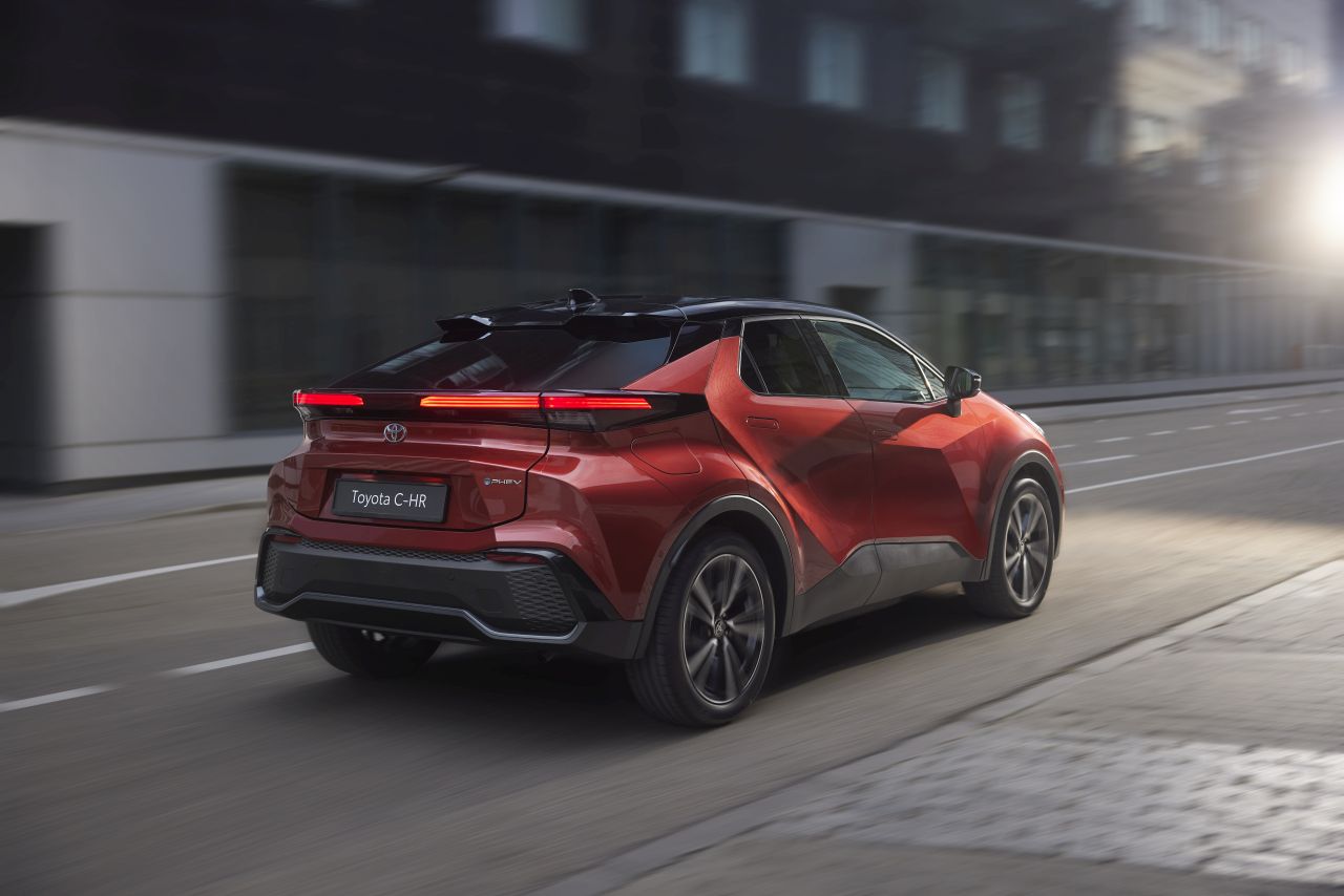 Nový stupeň výbavy Tokyo Edition vnáša do radu Toyota C-HR ešte odvážnejší štýl
