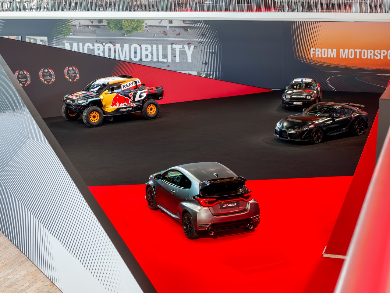 Toyota posilňuje svoju multi technologickú stretégiu a oddanosť inováciám zameraným na zákazníka