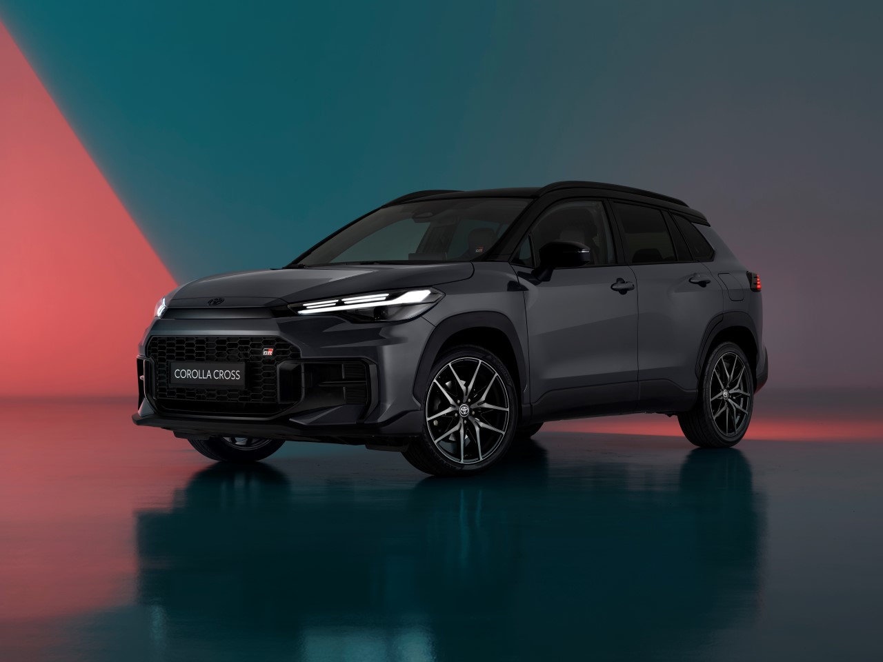 Nová Corolla Cross prináša kultivovaný štýl SUV a nový atraktívny stupeň výbavy GR SPORT 