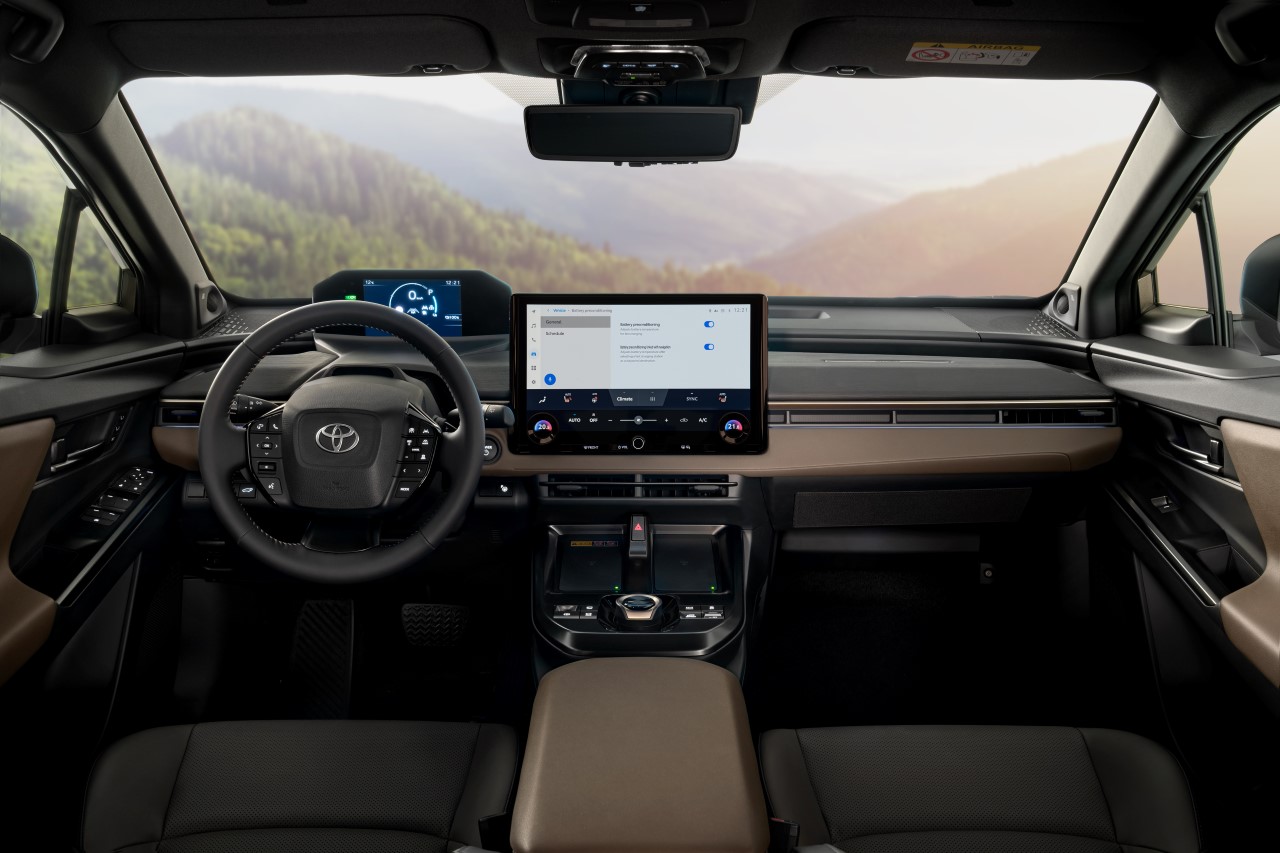 Světová premiéra Toyoty bZ4X Touring: Elektrické SUV pro rodinná dobrodružství 