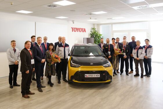  Toyota spustila v Kolíne výrobu nového modelu Toyota Aygo X v hybridnej verzii